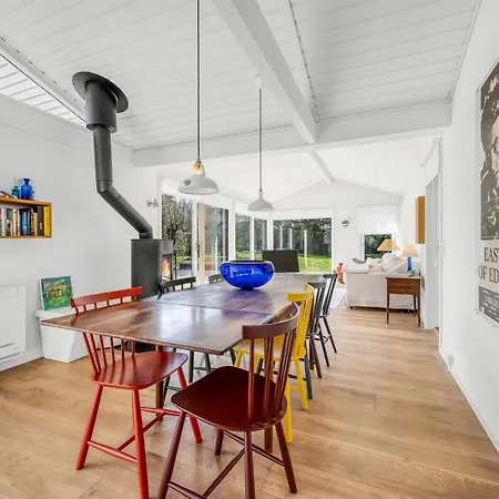 Goodje - 1-4km From The Sea By Interhome