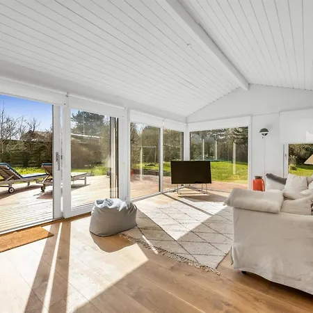 Goodje - 1-4km From The Sea By Interhome Semesterbostad *