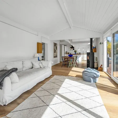 Goodje - 1-4km From The Sea By Interhome Hébergement de vacances *
