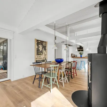 Semesterbostad Goodje - 1-4km From The Sea By Interhome *