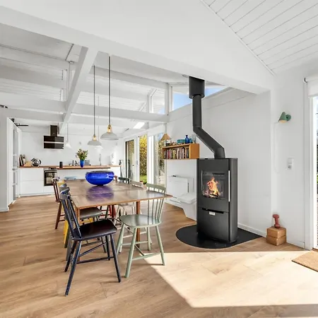 Goodje - 1-4km From The Sea By Interhome Hébergement de vacances *