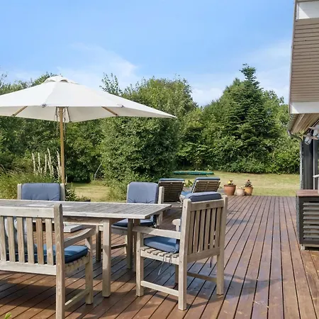 Semesterbostad Goodje - 1-4km From The Sea By Interhome *