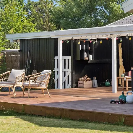 Goodje - 1-4km From The Sea By Interhome Hébergement de vacances *
