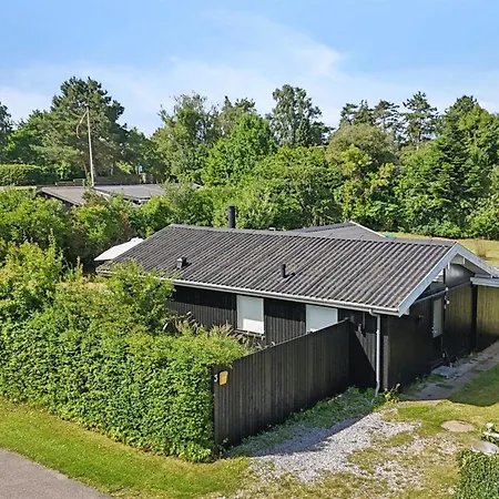 Goodje - 1-4km From The Sea By Interhome Hébergement de vacances